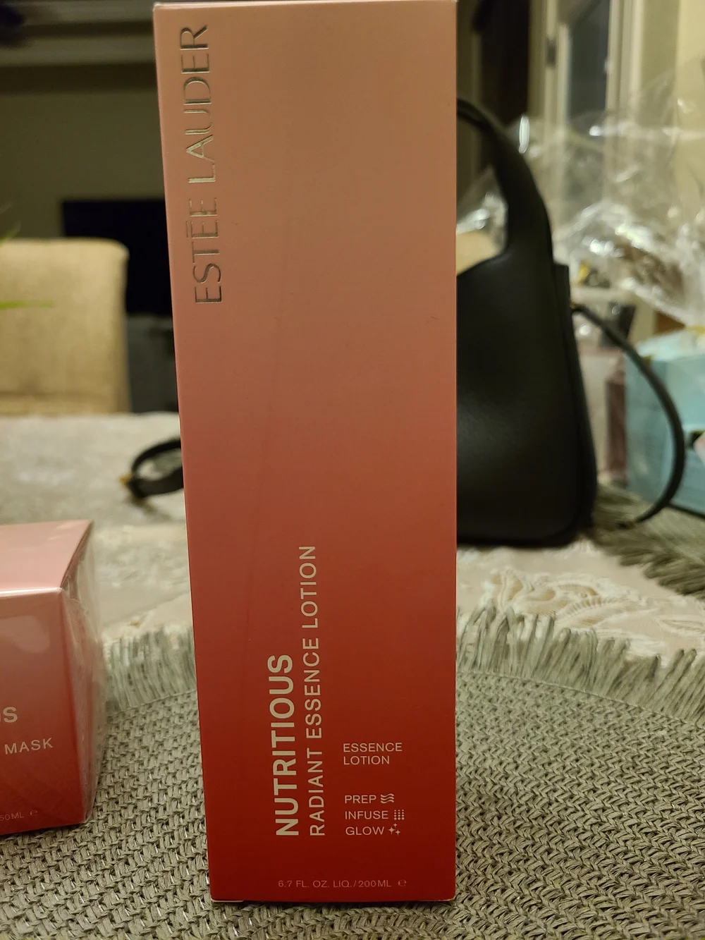 Estée Lauder Nutritious Skincare Set - Picture 5 of 10
